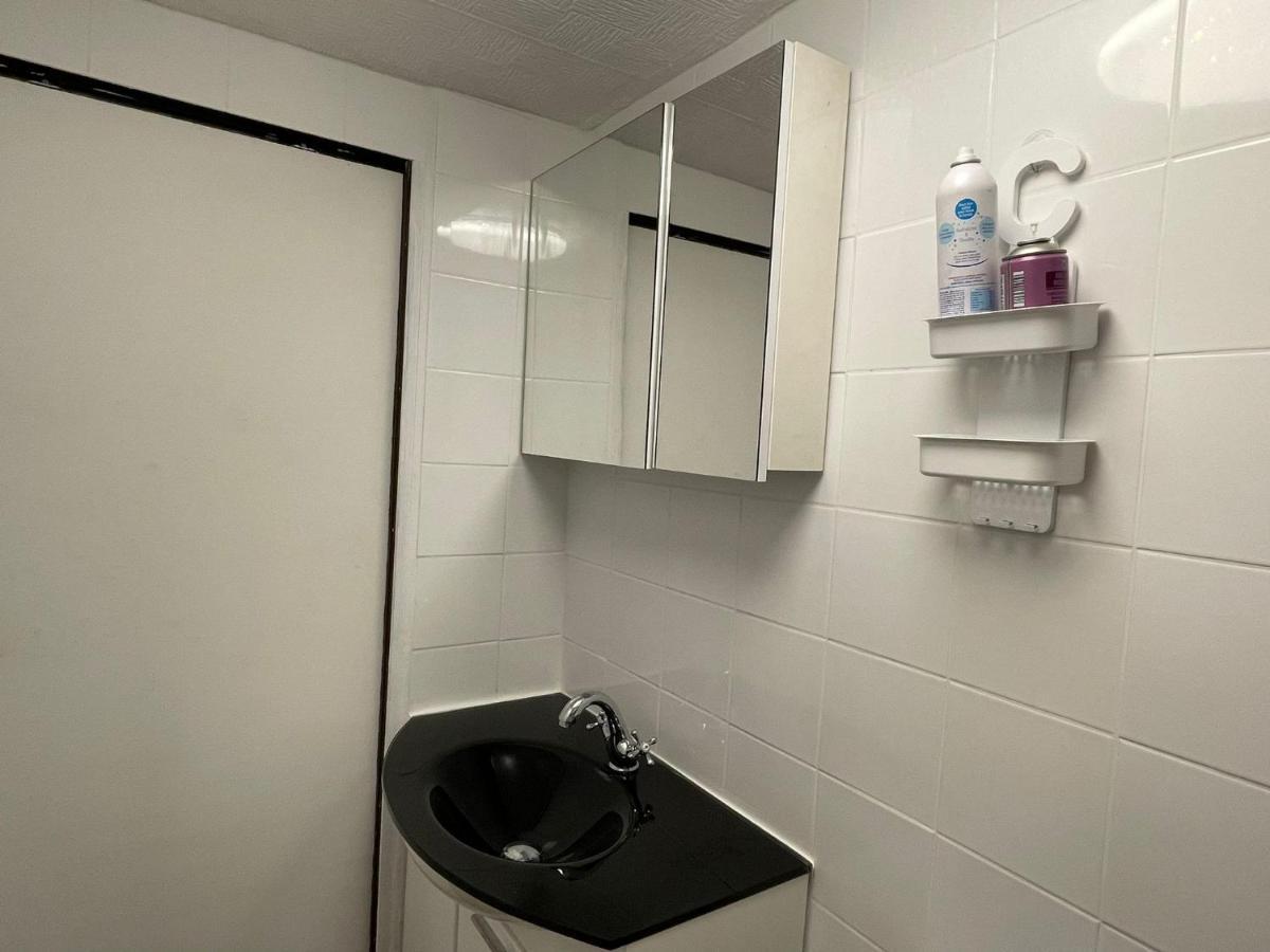 Chambre Privee Numero 1 Dans Un Superbe Appartement En Colocation Montataire Екстер'єр фото